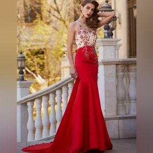 NWT Trumpet/Mermaid Sheer Neck Sleeveless Court Train Satin Dress Hebeos #70048